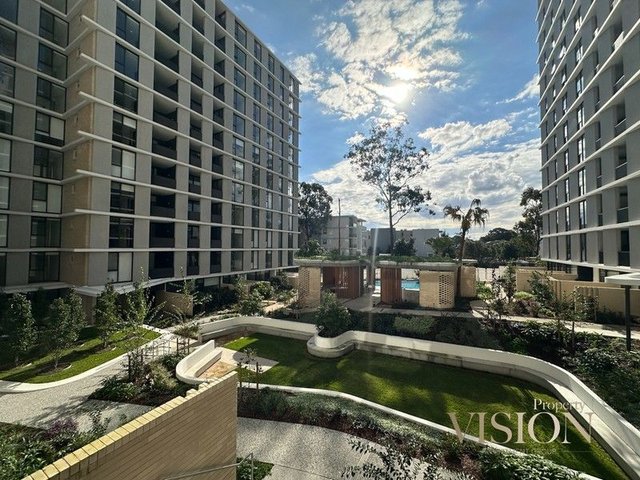 212/21 Spurway Drive, NSW 2153