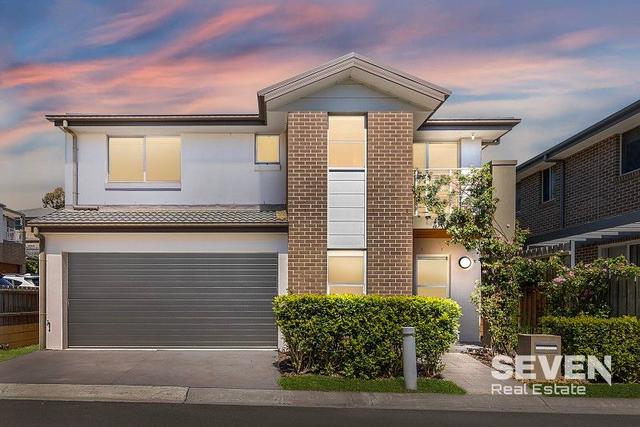 4 Clubside Drive, NSW 2153