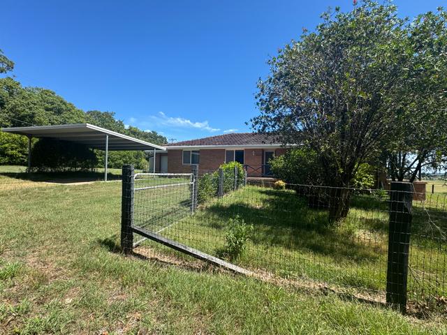 73 Oxley Island Road, NSW 2430