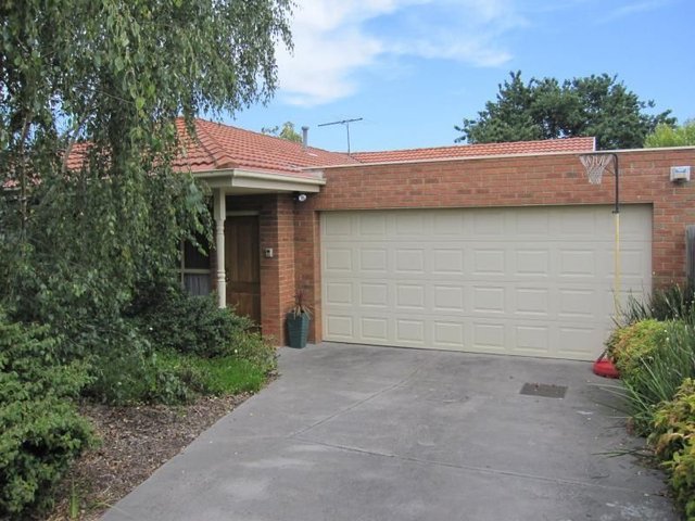 2/115 Clyde Street, VIC 3129