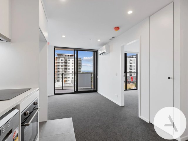 401/90 Swain St, ACT 2912