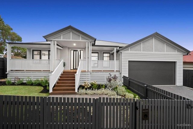 15 Lena Grove, VIC 3135