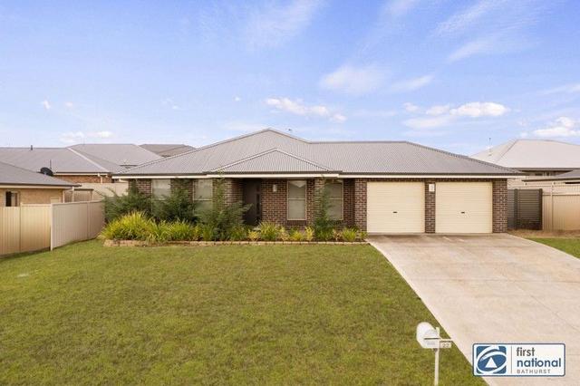 22 Graham Drive, NSW 2795