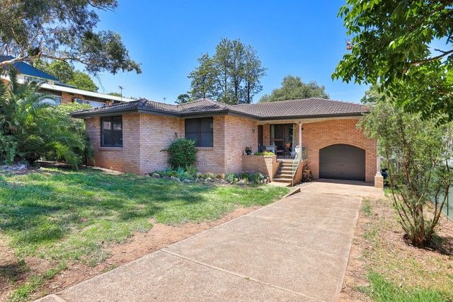 77 William Street, NSW 2333