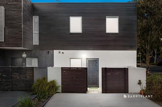 2 Poinsettia Court, VIC 3083