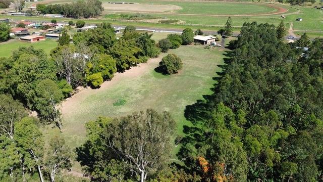 7409 Kennedy Highway, QLD 4882