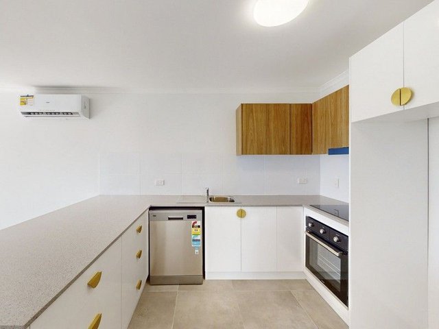 2/96 Duffield Road, QLD 4019