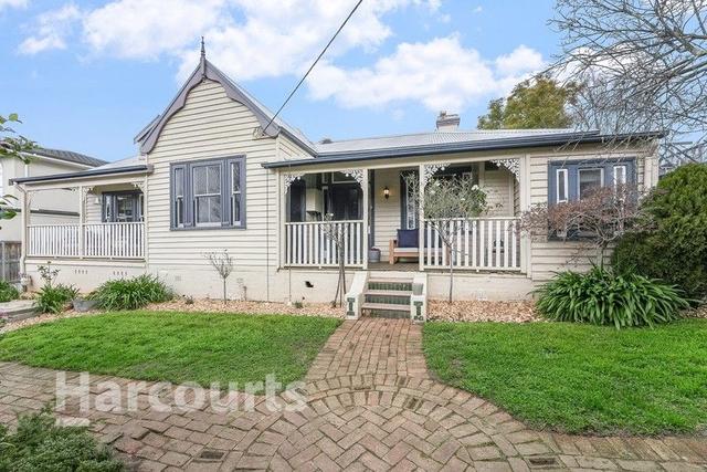 6 Cowper Street, NSW 2571