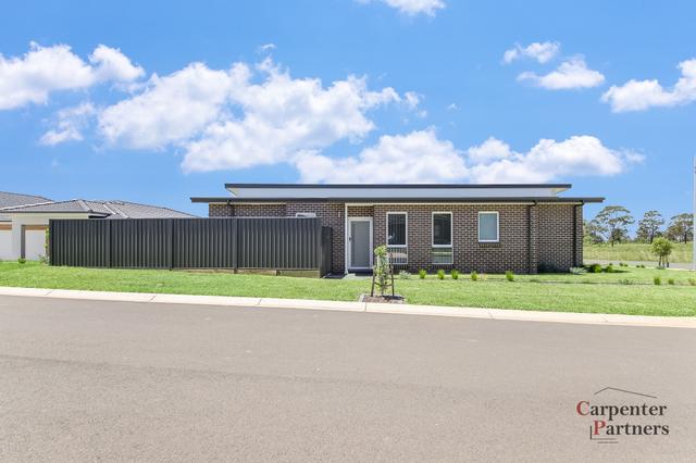 2 Teale Circuit, NSW 2573