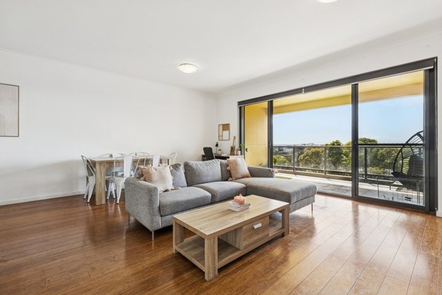 504/63-69 Bank Lane, NSW 2217