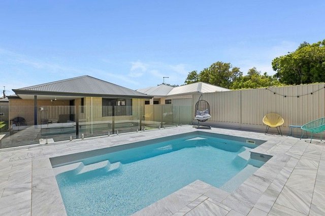 33 Newcombe Way, WA 6025