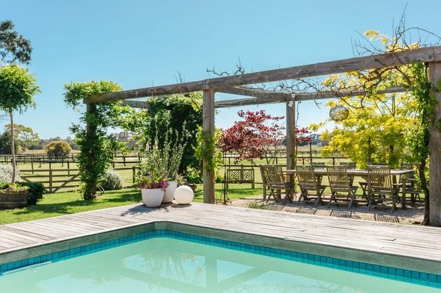 11 Binnak Way, VIC 3933