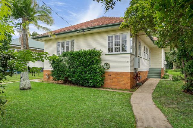 18 Roscoe Street, QLD 4121