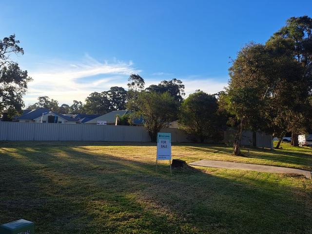 312 Thirlmere Way, NSW 2572