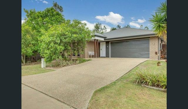 1 Tulipwood Cct, QLD 4680