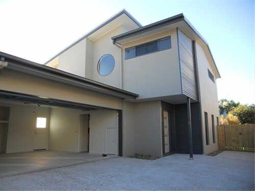 2/240 Broadwater Avenue West, QLD 4558