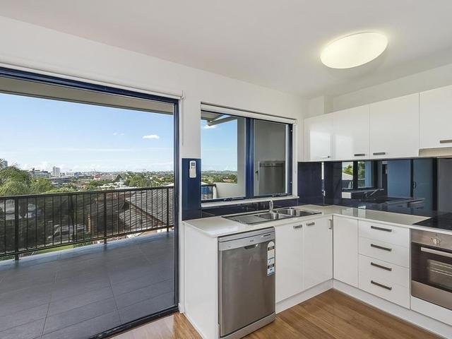 7/5 Ivanhoe Street, QLD 4103