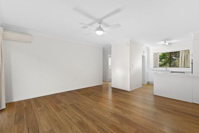 2/209 Scarborough Street, QLD 4215