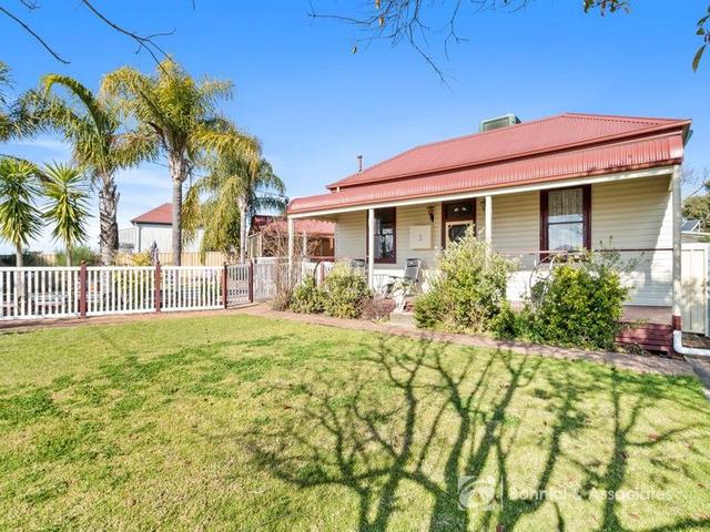 2 Moodemere Street, VIC 3685