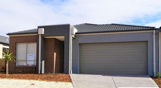 74 Toolern Waters, VIC 3338