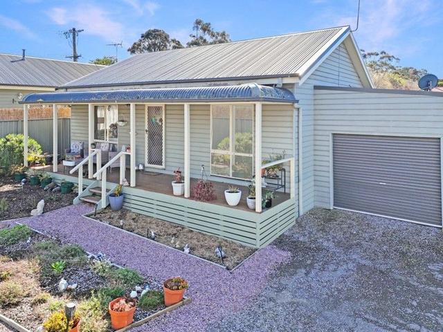 2/3 Stewart Street, VIC 3300