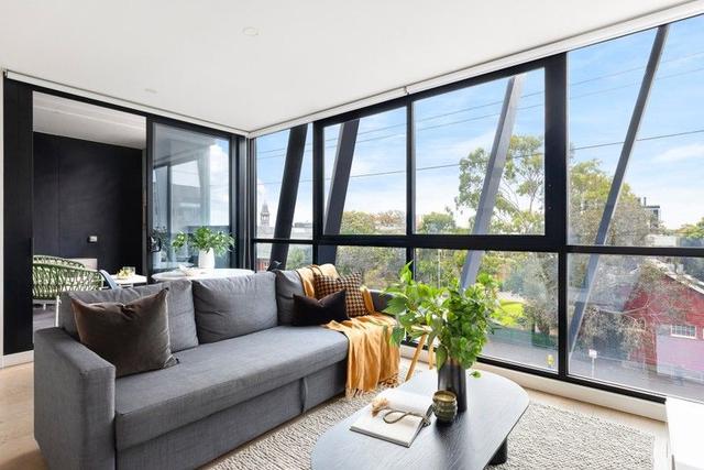 202/89 Gladstone Street, VIC 3205