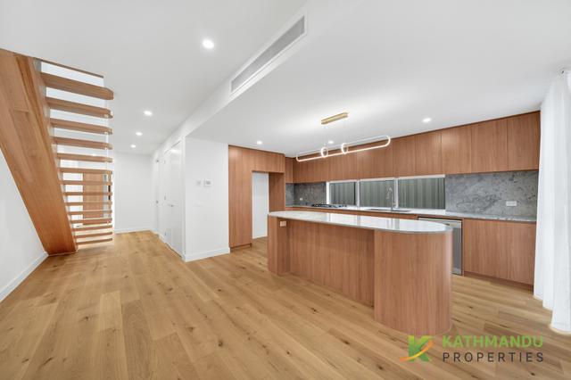 9 Dalgety Street, VIC 3072