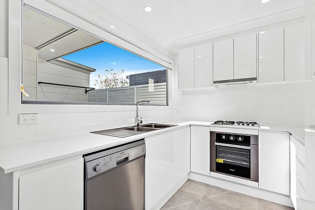 3/45 Rosemont Street, NSW 2500