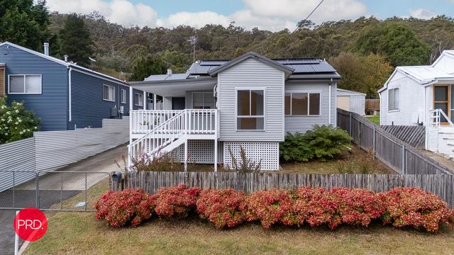 8 Willow Road, NSW 2623
