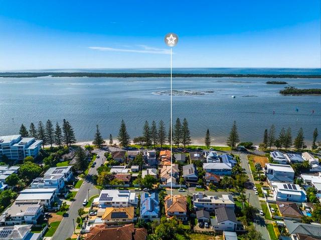 2/4 Tecona Ave, QLD 4216
