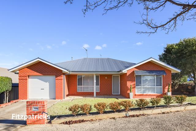 2 Wilton Street, NSW 2650