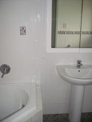 Bathroom (2010-03-15)