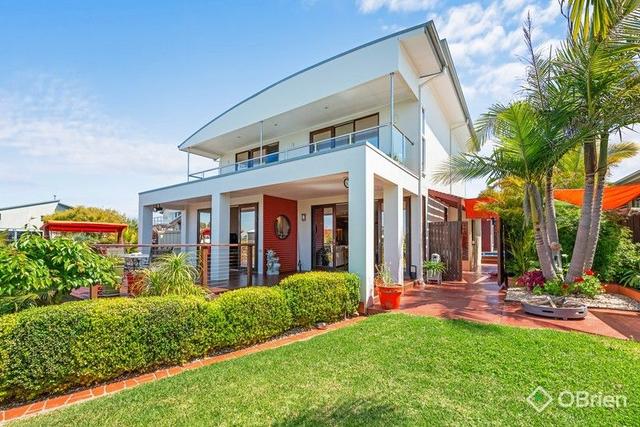 15 Heaths View, VIC 3880