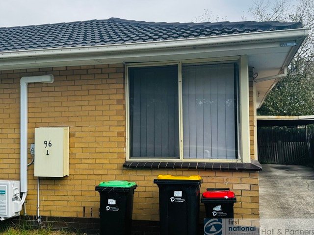 1/96 Douglas Street, VIC 3174