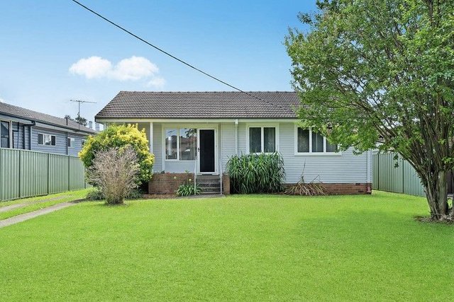 21 O’neile Crescent, NSW 2170