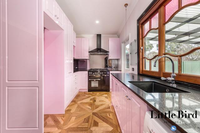 10 Euroka Street, ACT 2604