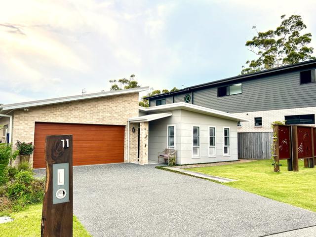 11 Reef Circuit, NSW 2428