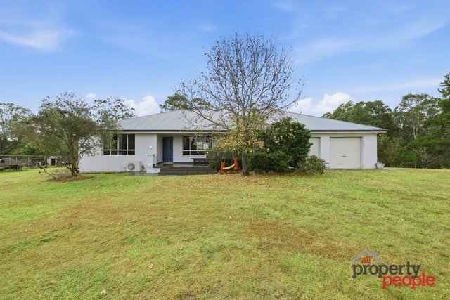 8 St Davids Road, NSW 2566