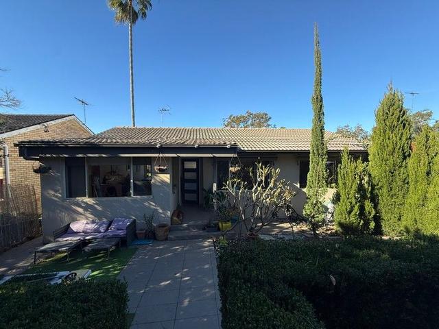 3 Seeland Place, NSW 2211