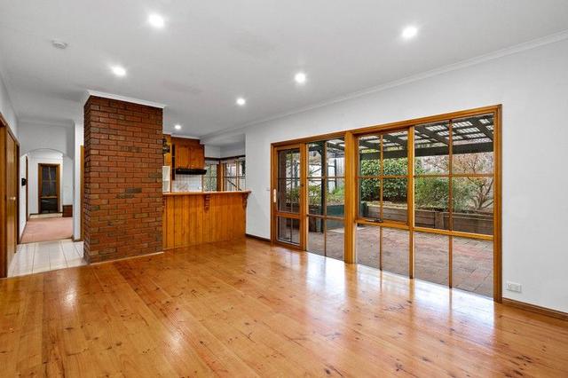 8 Cuneata Close, VIC 3910