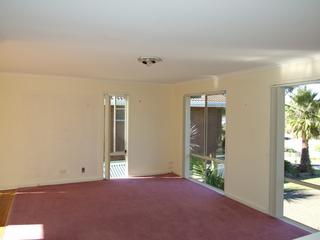 Lounge Room (2010-07-08)