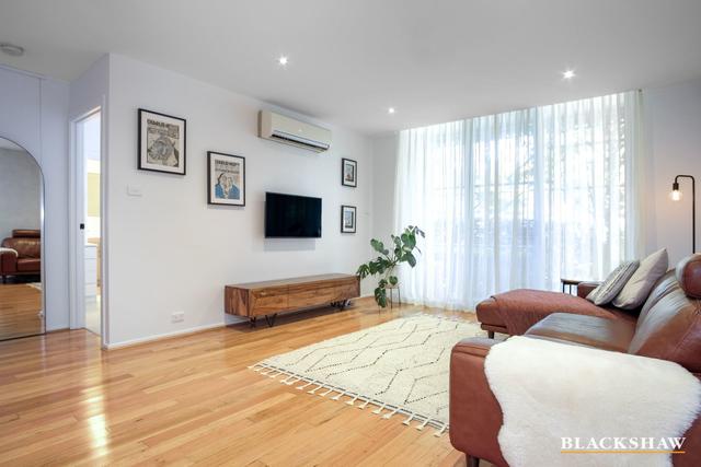 2/42 Henty Street, ACT 2612