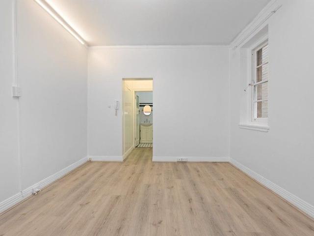 13/2 Crick Avenue, NSW 2011