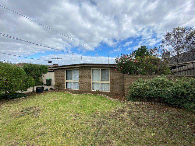 33 Campaspe Cres, VIC 3036