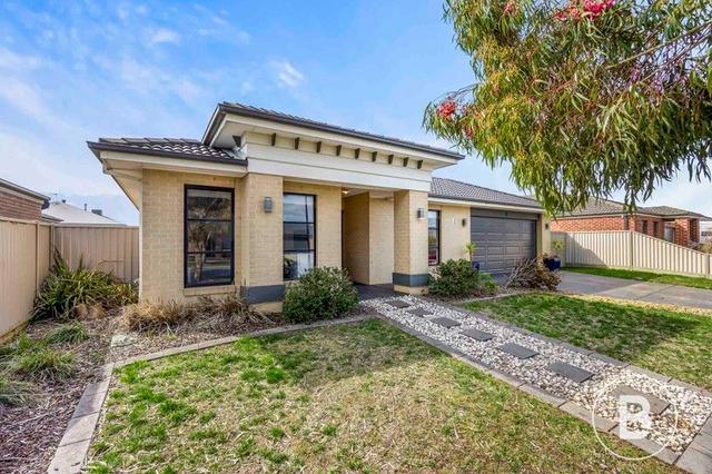 16 Elegante  Road, VIC 3358