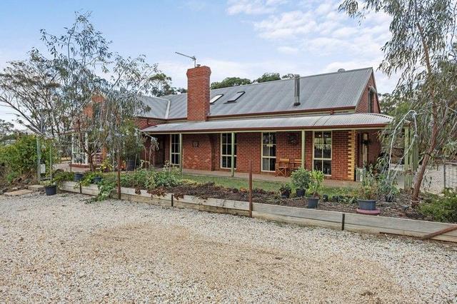 29 Douthat Lane, VIC 3551