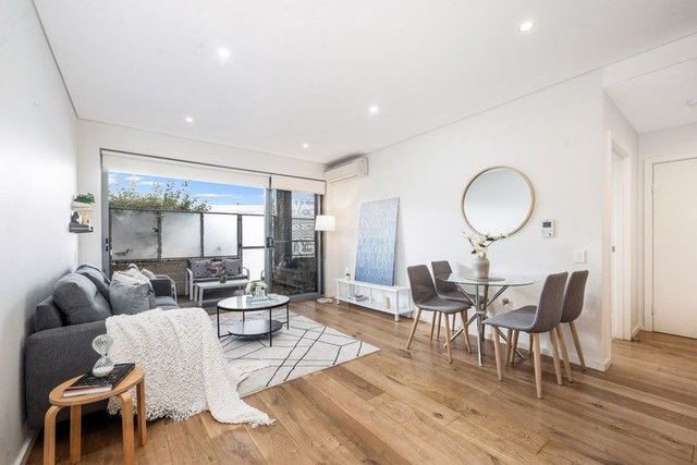 7/23 Forest Road, NSW 2220