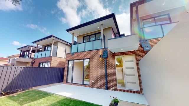 2/97 Blackburn Road, VIC 3149