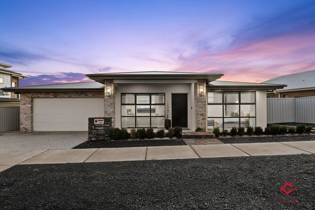 10 Patkin Street, ACT 2611
