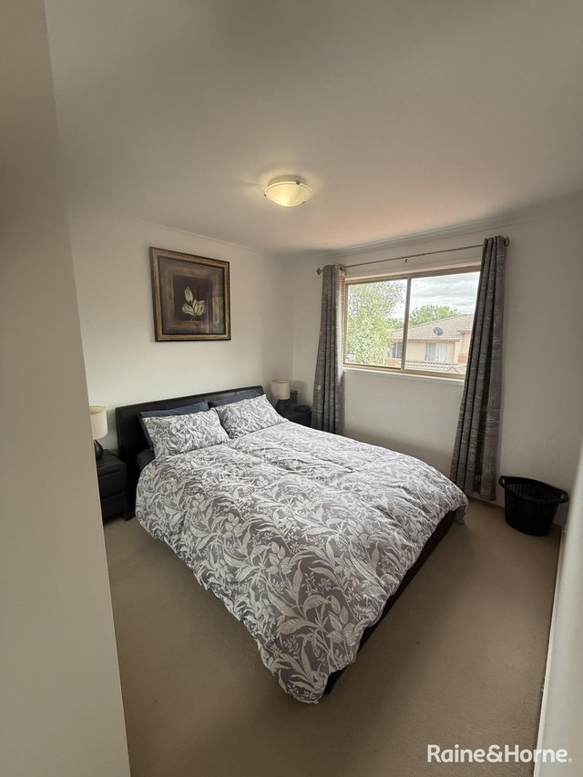 2/54 Paul Coe Crescent, ACT 2913